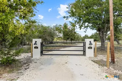 122 Stella Cherry Court, Fredericksburg, TX 78624 - Photo 7
