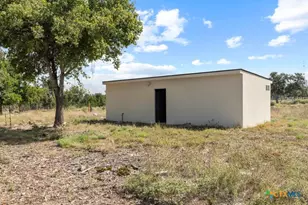 122 Stella Cherry Ct, Fredericksburg, TX 78624 - Photo 11