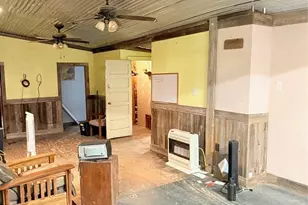 16057 E Hwy 90, Kingsbury, TX 78638 - Photo 9