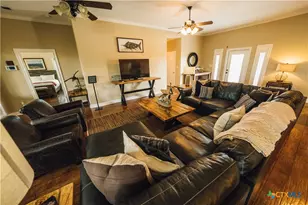 336 Bayside Dr, Seadrift, TX 77983 - Photo 9