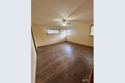 4702 Aster Lane, Victoria, TX 77904 - Photo 13