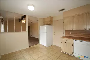 569 Plaza Ct, Harker Heights, TX 76548 - Photo 11