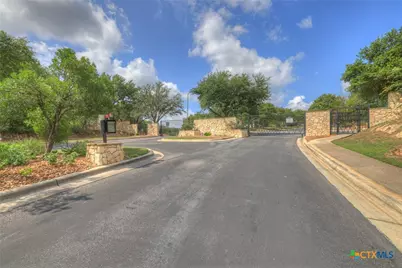 921 Santa Cruz, New Braunfels, TX 78132 - Photo 43