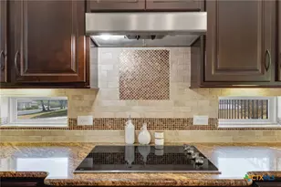 921 Santa Cruz, New Braunfels, TX 78132 - Photo 19