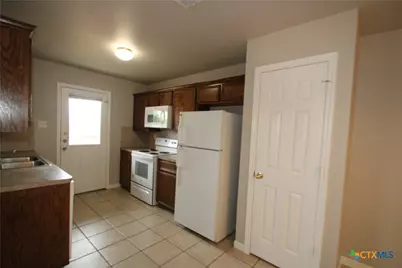 1502 Golden Eagle Court, Killeen, TX 76549 - Photo 7