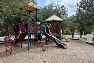 9007 Walnut Springs, Universal City, TX 78148 - Photo 23