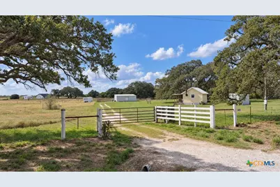 2491 E Fannin Goliad, Goliad, TX 77963 - Photo 1