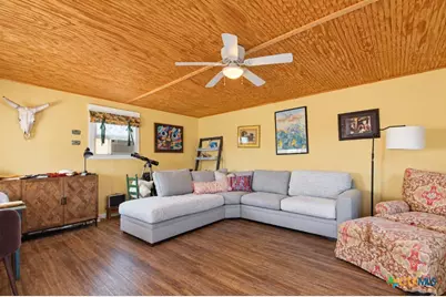 2491 E Fannin Goliad, Goliad, TX 77963 - Photo 9