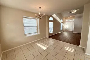 558 Briggs Dr, New Braunfels, TX 78130 - Photo 9