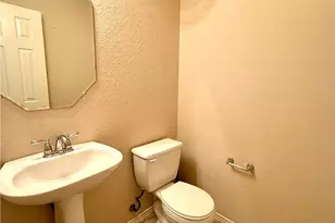 558 Briggs Dr, New Braunfels, TX 78130 - Photo 17