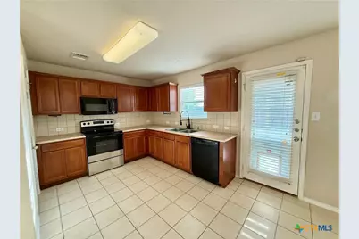 558 Briggs Drive, New Braunfels, TX 78130 - Photo 11