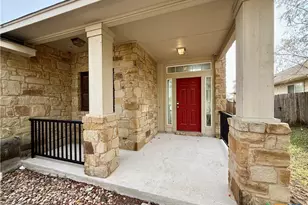 558 Briggs Dr, New Braunfels, TX 78130 - Photo 3