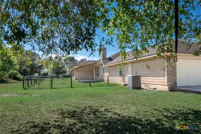 213 Deerslayer, Seguin, TX 78155 - Photo 23