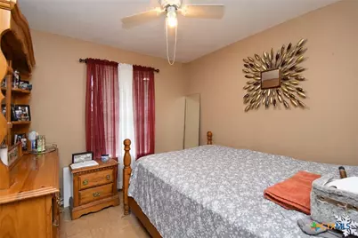 1310 Meadowview Drive, Port Lavaca, TX 77979 - Photo 7