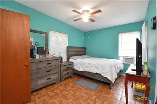 1310 Meadowview Dr, Port Lavaca, TX 77979 - Photo 11