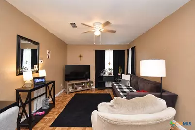 1310 Meadowview Drive, Port Lavaca, TX 77979 - Photo 3