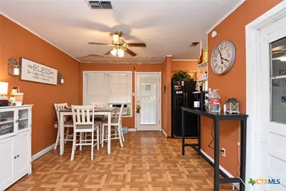 1310 Meadowview Drive, Port Lavaca, TX 77979 - Photo 5