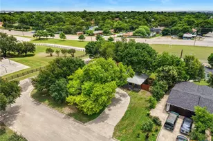2215 N 9th St, Temple, TX 76501 - Photo 29