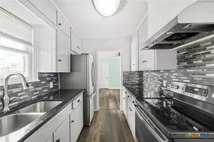 2215 N 9th St, Temple, TX 76501 - Photo 17