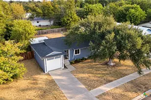 933 Fannin Loop, Temple, TX 76501 - Photo 3