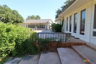 544 Lusk Creek Rd, Eddy, TX 76524 - Photo 17