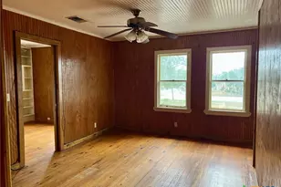 407 S Second St, Ganado, TX 77962 - Photo 3