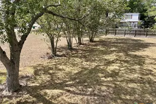 407 S Second St, Ganado, TX 77962 - Photo 23