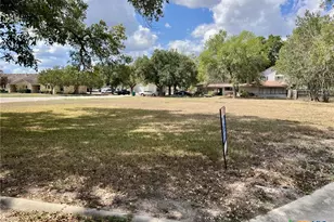 407 S Second St, Ganado, TX 77962 - Photo 25
