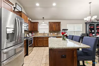 225 Terravista Trail, Victoria, TX 77904 - Photo 7