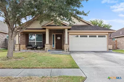 225 Terravista Trail, Victoria, TX 77904 - Photo 1