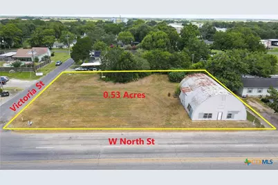 400 W North Street, Louise, TX 77455 - Photo 1