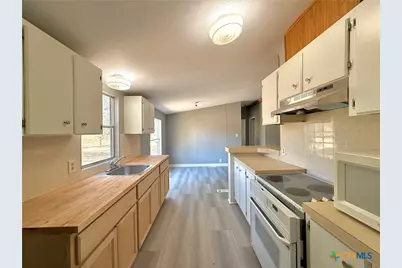 201 Sandra Lane, Victoria, TX 77905 - Photo 27