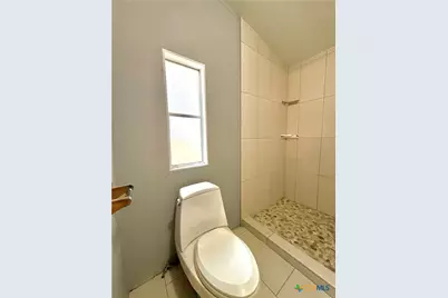 201 Sandra Lane, Victoria, TX 77905 - Photo 33