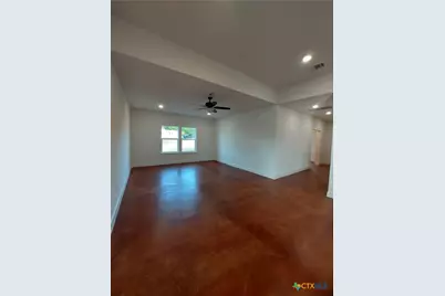 121 Spanish Oak Trail, Cameron, TX 76520 - Photo 7