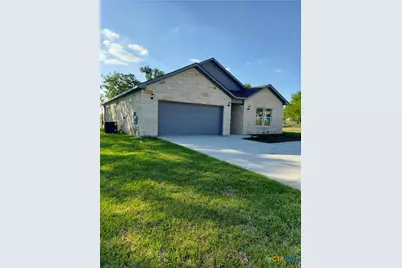 121 Spanish Oak Trail, Cameron, TX 76520 - Photo 1