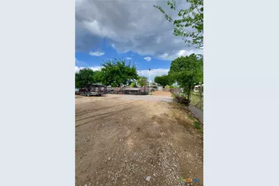 209 Green Pasture, Hutto, TX 78634 - Photo 37