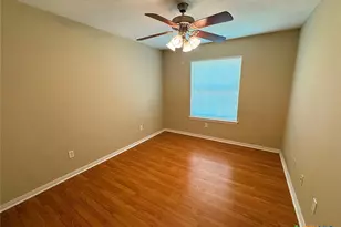 139 Sherwood Dr, Victoria, TX 77901 - Photo 11