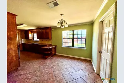 909 Anderson Street, Hearne, TX 77859 - Photo 5