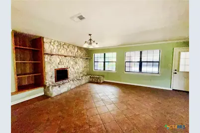 909 Anderson Street, Hearne, TX 77859 - Photo 3