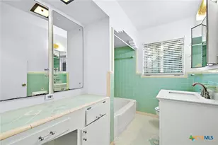 350 Cosgrove St, San Antonio, TX 78210 - Photo 19