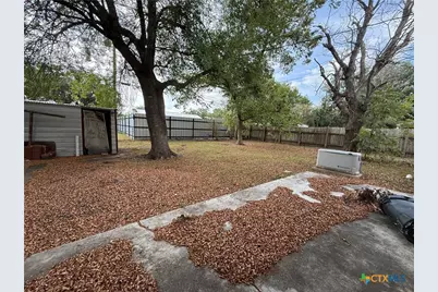 2701 Nightingale Street, Victoria, TX 77901 - Photo 11