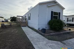 226 Cactus Wren Loop, New Braunfels, TX 78130 - Photo 1