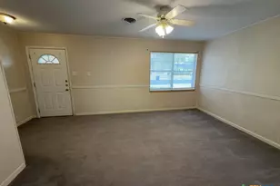 303 Ridge St, Copperas Cove, TX 76522 - Photo 3