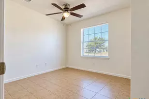 219 E Beeline Ln, Harker Heights, TX 76548 - Photo 9