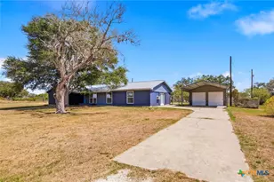 652 Mockingbird Ln, Goliad, TX 77963 - Photo 3