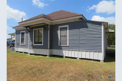 308 N Pumphrey, Edna, TX 77957 - Photo 13