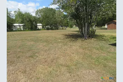308 N Pumphrey, Edna, TX 77957 - Photo 15