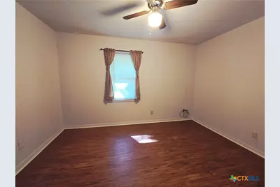 1408 W 4th Street, Lampasas, TX 76550 - Photo 21
