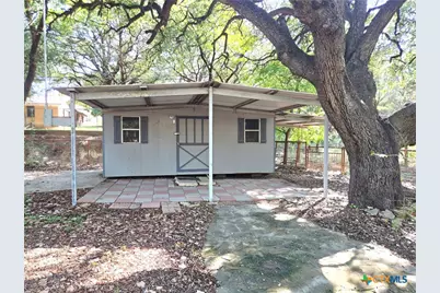 1408 W 4th Street, Lampasas, TX 76550 - Photo 25