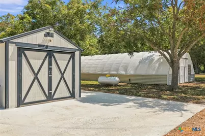2840 Riverwood Road, Gonzales, TX 78629 - Photo 29